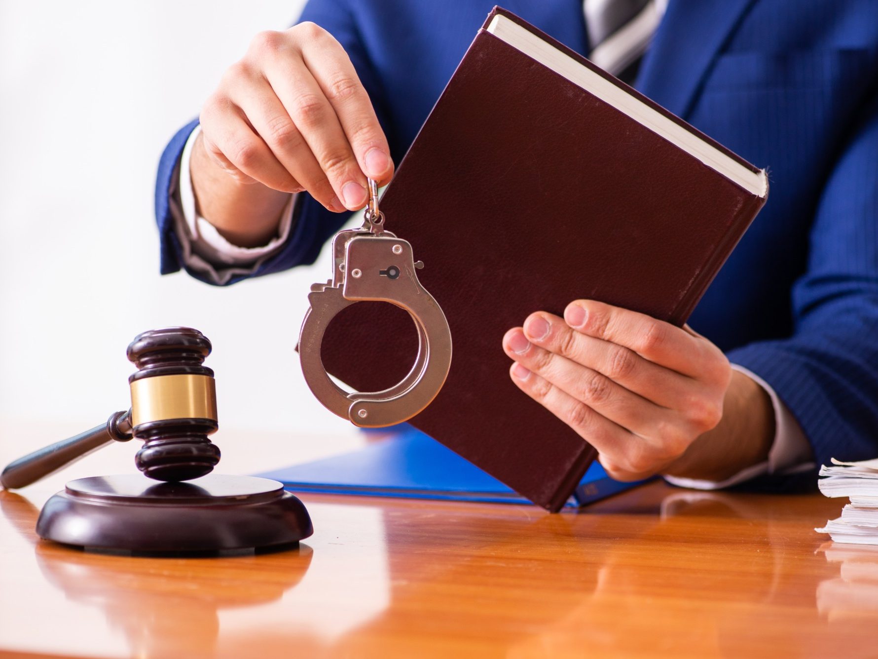 Asistencia legal por delito de lesiones en despacho de abogados en Albolote